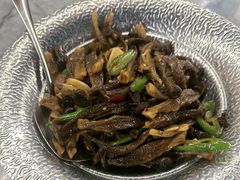 -蔼若春.传承三十年云南菜(金碧公园店)