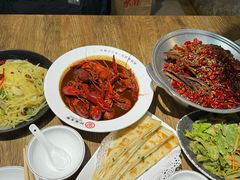 -叶派龙虾•招牌香辣蟹·海鲜(中海国际店)