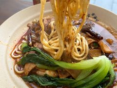 -方铲铲·成都板凳面(滨江银泰店)