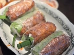 -大头虾越式风味餐厅(光明广场店)