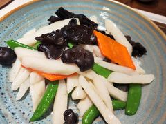 -鹿港小镇(霄云店)