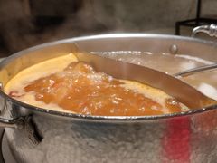 牛杂鸳鸯锅-左庭右院鲜牛肉火锅(浦江欢乐颂店)