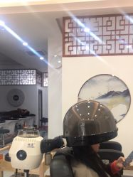 -岳灵生发养发馆