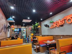 大堂-鱼众不同·鸡公煲·烤全鱼(国顺路店)