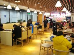大堂-西苑美食城(龙湖星悦荟店)