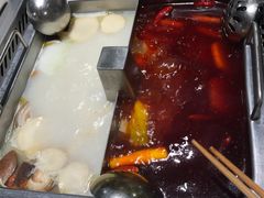 -海底捞火锅(公益西桥店)