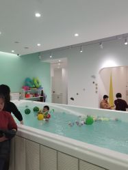 -Pony Baby宝尼婴幼儿游泳SPA馆