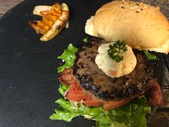 -HIGH FIVE哈福手工汉堡(桂林路店)