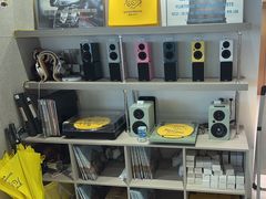 -浣熊唱片店(上海影城店)
