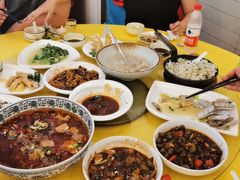 -侬佳蒸菜馆(听潮店)