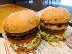 -The Habit Burger Grill 哈比特汉堡(爱琴海店)