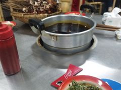 -咏勝锑锅麻辣烫(净居寺路总店)