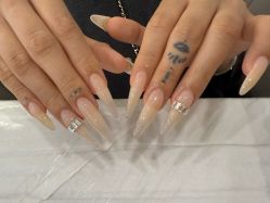 -斯馨·健康美甲美睫