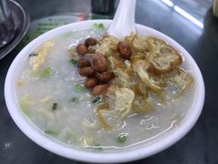 艇仔粥-穗银肠粉店(东川路店)