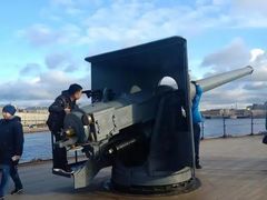 -阿芙乐尔号巡洋舰