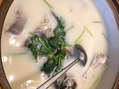 鱼头浓汤-秀水人家