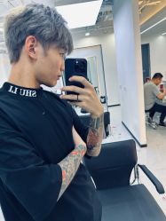 -V7 HAIR SALON