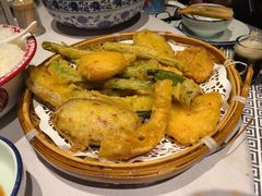 -客家大院·非遗赣南客家菜(郁孤台店)