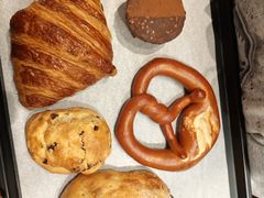 -CARINO BAKERY&CAFE(人广来福士店)