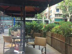 露天位-COSTA COFFEE(上海虹口公园店)