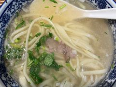 -东大桥小国抻面烧烤(长通路店)