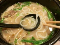 -蒙自源过桥米线(红谷滩万达店)