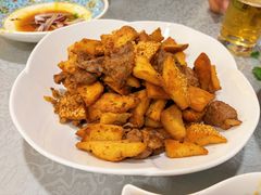 -汗腾格里·风味餐厅(新疆驻京办店)