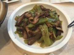 -鑫皇朝酒店(建设一路店)