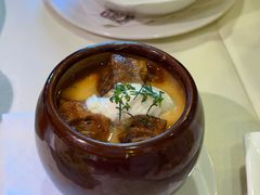 罐焖牛肉-老井俄式餐厅