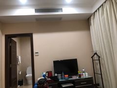 -上海怡沁园度假酒店