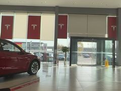 -TESLA 特斯拉(北京后沙峪特斯拉中心)