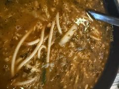 -香巴拉云南餐厅(华莱坞店)