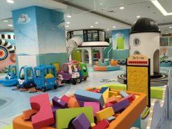 -孩子王童乐园(唐山万达广场店)