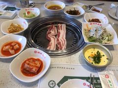-韩香福烤肉庄园(荣成店)