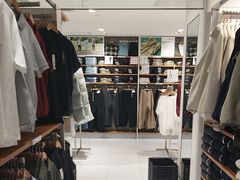 -优衣库(北京万柳华联购物中心店)