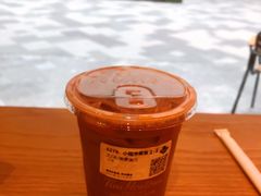燕麦澳白-Tims天好咖啡·贝果(雁展路万象天地店)