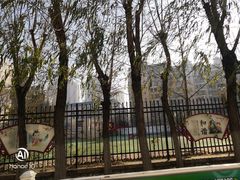 -秦皇岛市西港路小学