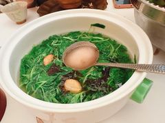 鸡汤时蔬-桂满陇·手作小笼包&江南叫花鸡(中山公园店)