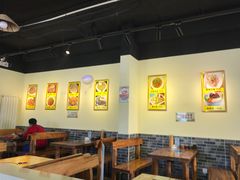 大堂-门框胡同百年卤煮(杨庄路店)