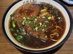 -玖鲜小笼(中山广场店)