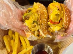 -mordew加州日记西餐&小酒馆(新天地店)