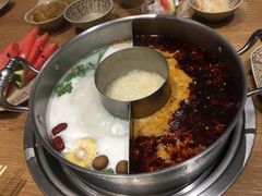 -江小渔鲜鱼火锅(冠亚星城店)