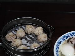 手工小笼包-老温州馄饨担(东游大厦店)