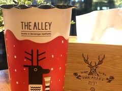 -THE ALLEY 鹿角巷(华润万象城店)