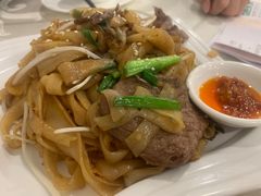 广式炒牛河-鼎珑点心仔(燕塘店)