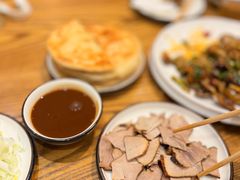 -李连贵酒家熏肉大饼(昆明街店)