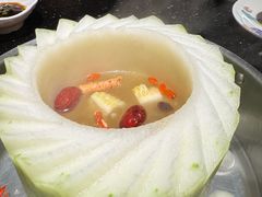 -得意咚瓜·顺德鱼生·冬瓜火锅(深圳首店)