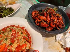 -肥肥虾庄·金牌油焖大虾(首义路店)