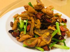 -香巴拉云南餐厅(华莱坞店)