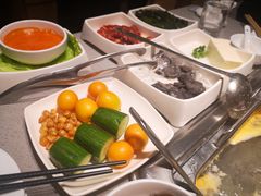 番茄锅底-海底捞火锅(金山百联店)